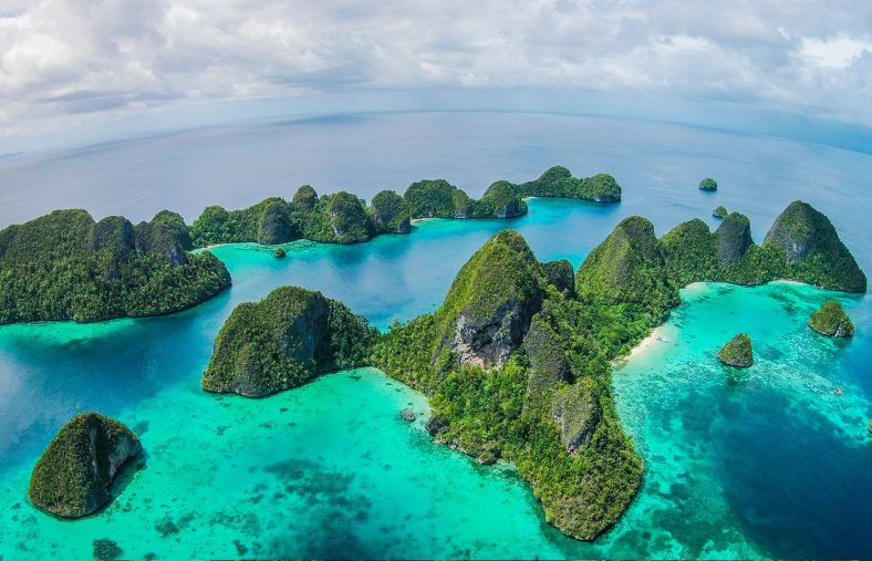 Pantai Raja Ampat